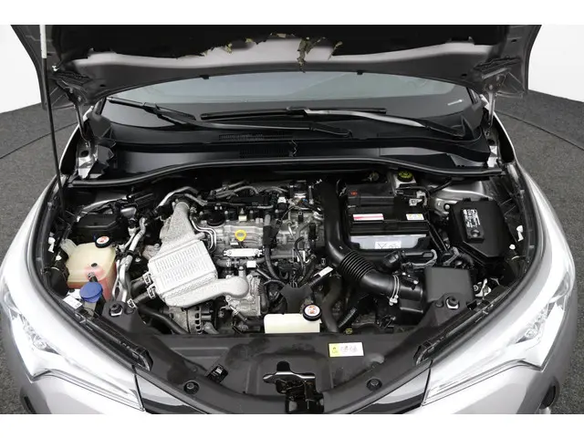 Toyota C-HR 1.2 Bi-Tone 2017 Benzine 34