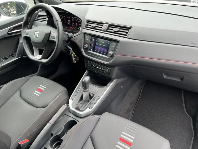 SEAT Arona 1.0 TSi DSG FR Business Intense 2021 Benzine 12