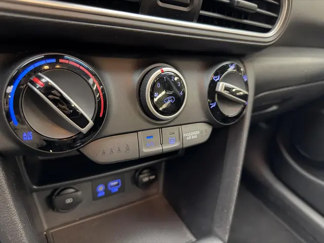 Hyundai Kona 1.0 T-GDI i-Drive 2019 Benzine 17