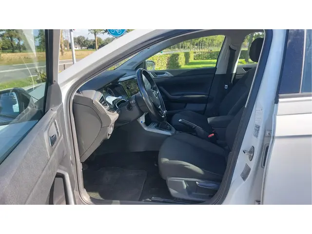 Volkswagen Polo 1.0 TSI Comfortline 2020 Benzine 11