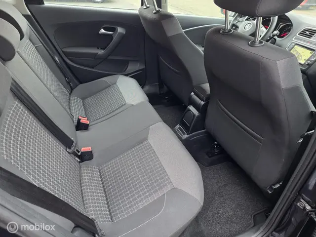 Volkswagen Polo 1.4 TDI Edition R 2015 Diesel 30