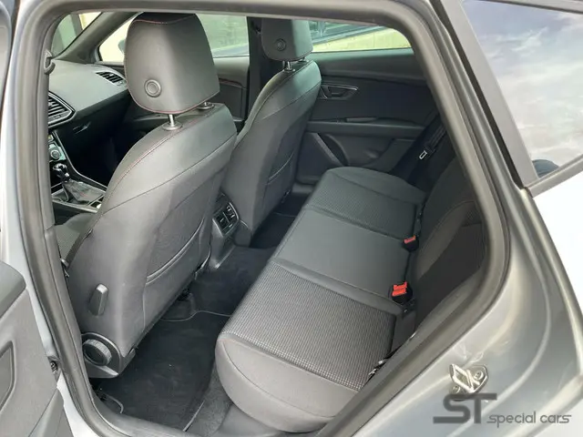 SEAT Leon 1.4 EcoTSI FR|150 pk|Carplay|Nette 2018 Benzine 16