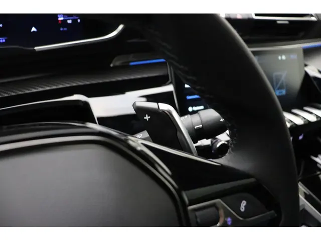 Peugeot 508 1.6 HYbrid 180 Allure 2025 Hybride Benzine 39