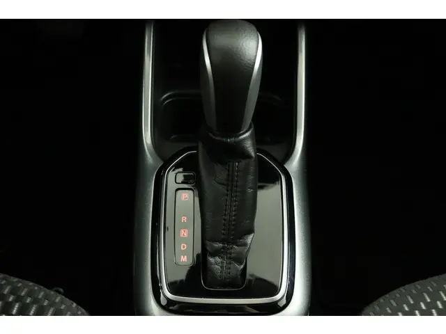 Suzuki Ignis 1.2 Smart Hybrid Select 2023 Benzine 26