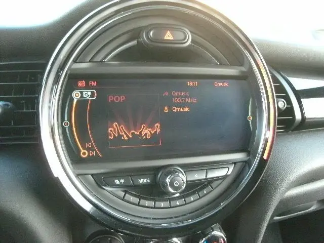 MINI Cooper Mini 1.5 Chili / VERKOCHT 2015 Benzine 21