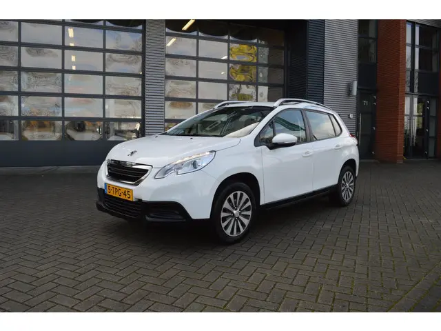 Peugeot 2008 1.2 VTi Access automaat 2014 Benzine 2