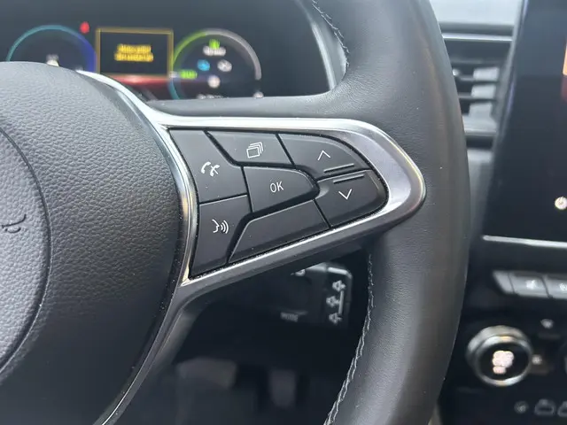 Mitsubishi ASX 1.6 PHEV AT Instyle 2023 Hybride Benzine 12