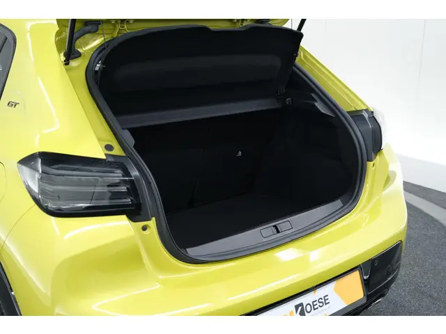 Peugeot 208 PureTech 100 GT 2024 Benzine 59