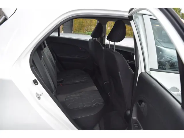 Kia Picanto 1.0 CVVT ComfortLine 2015 Benzine 17