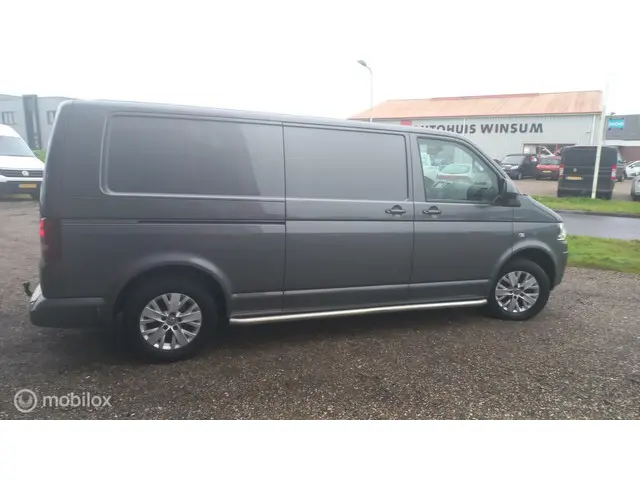 Volkswagen Transporter 2.0 TDI L2H1 2013 Diesel 7