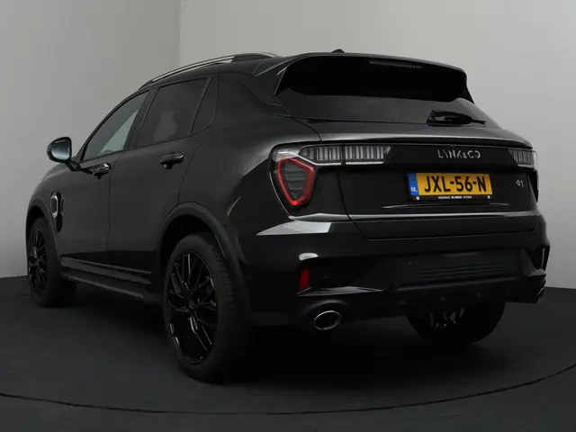 Lynk & Co 01 1.5 2023 Hybride Benzine 41