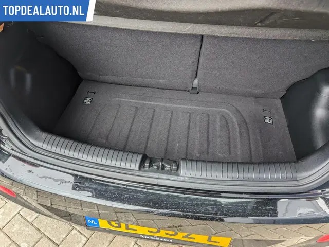 Hyundai i10 1.0i i-Motion Comfort 2015 Benzine 16
