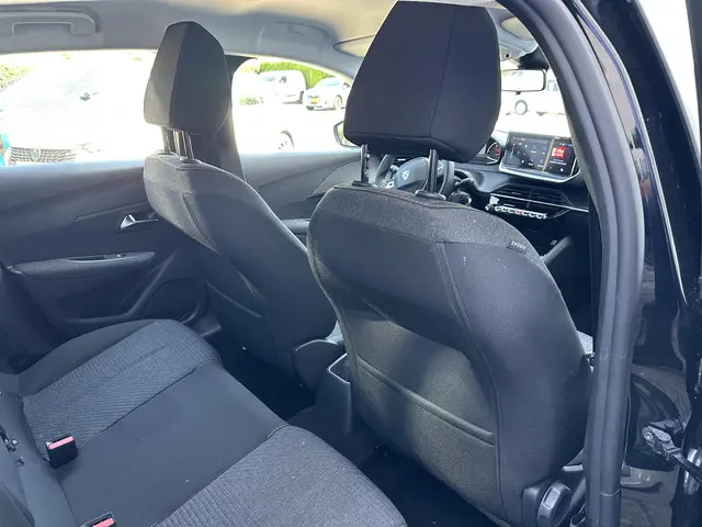 Peugeot 208 1.2 Style 2025 Benzine 26