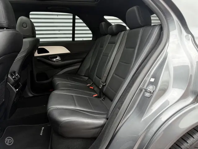 Mercedes-Benz GLE 300 d 4MATIC Premium 2019 Diesel 11