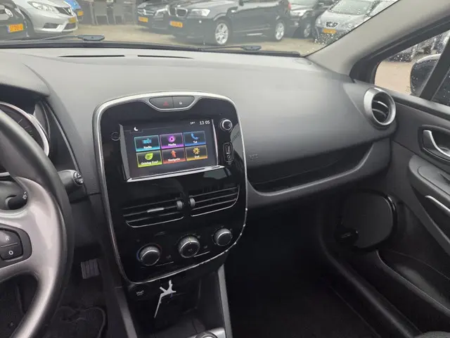 Renault Clio 0.9 TCe Night&Day 2016 Benzine 16