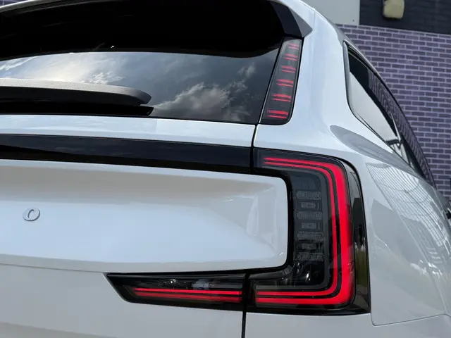 Volvo EX90 Single Motor Plus 7p. 104 kWh 2025 Elektrisch 9