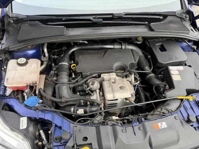 Ford Focus Wagon 1.0 EcoBoost Edition 2014 Benzine 36