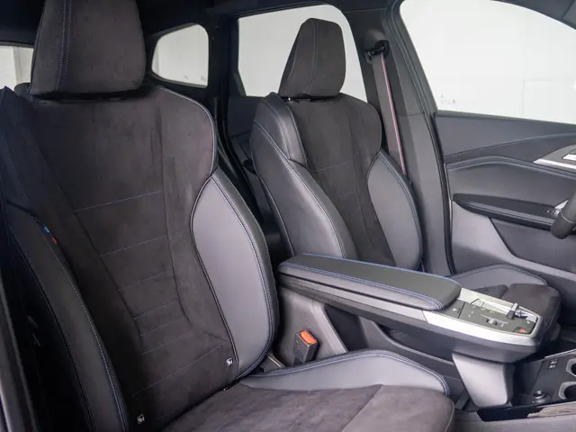 BMW iX1 eDrive20 2026 Elektrisch 10