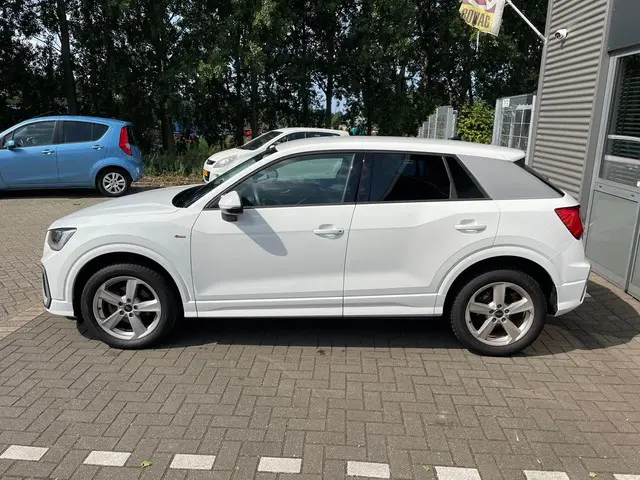 Audi Q2 35 TFSI S Edition 2024 Benzine 6