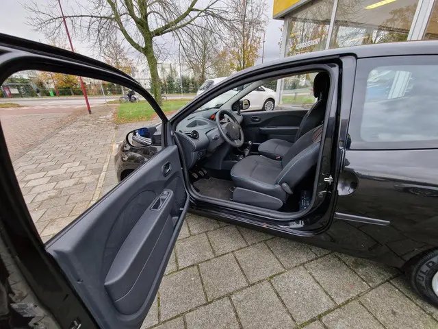 Renault Twingo 1.2-16V Night & Day 2012 Benzine 11