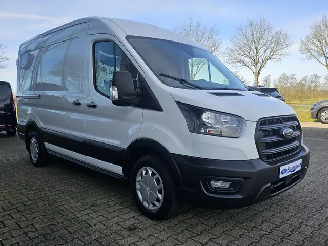 Ford Transit 350 2.0 TDCI L2H2 Trend 2023 Diesel 6