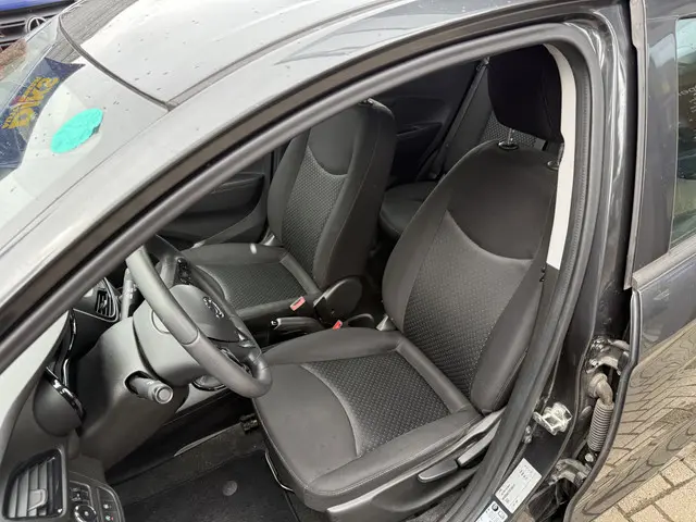 Opel KARL 1.0 ecoFLEX Edition airco 2018 Benzine 8