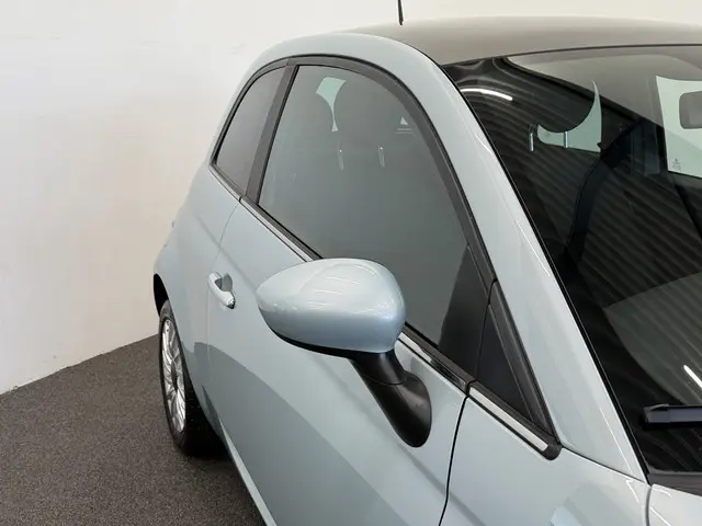 Fiat 500 1.0 Hybrid Dolcevita 2023 Benzine 29