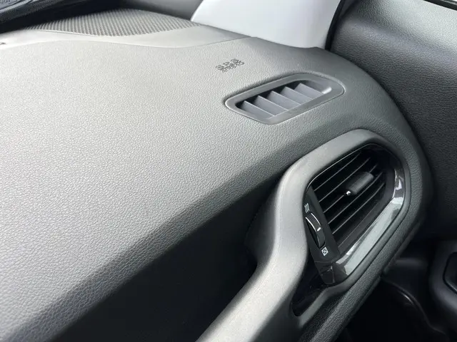 Jeep Renegade 1.5T e-Hybrid S 2023 Hybride Benzine 76