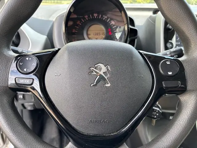 Peugeot 108 1.2 Roland Garros 2014 Benzine 12