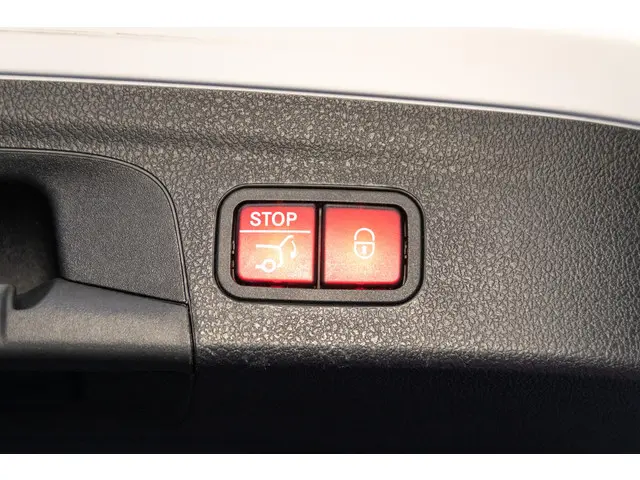 Mercedes-Benz GLE 350 e 4MATIC 2022 Hybride Benzine 45