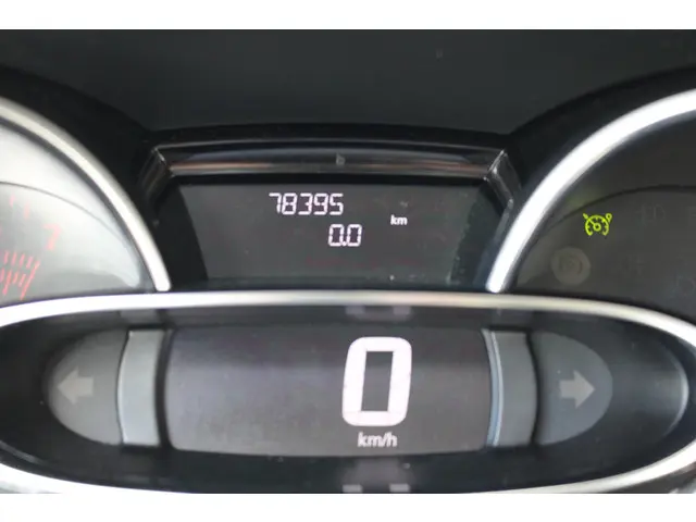 Renault Clio Estate 0.9 TCe Zen 2017 Benzine 4