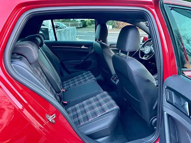 Volkswagen Golf 2.0 GTI 220PK DSG 2016 Benzine 8