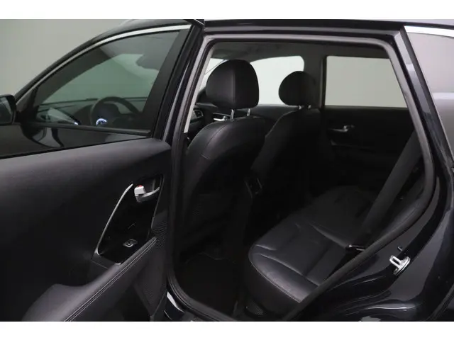 Kia Niro 1.6 GDi Hybrid SportsLine 2017 Hybride Benzine 32