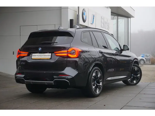 BMW iX3 High Executive 2022 Elektrisch 2
