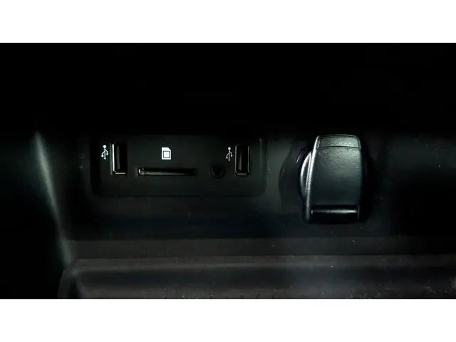 Renault Mégane Estate 1.3 TCe Bose 2018 Benzine 18