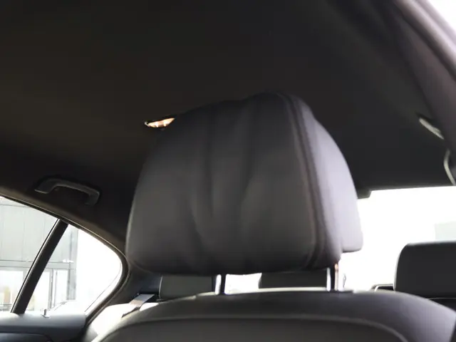 BMW 5 Serie 530e High Executive 2021 Hybride Benzine 42