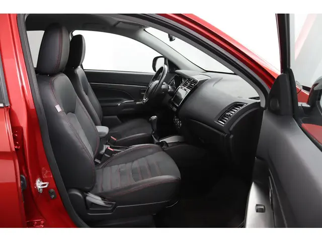 Mitsubishi ASX 1.6 Cleartec Connect Pro+ 2018 Benzine 25