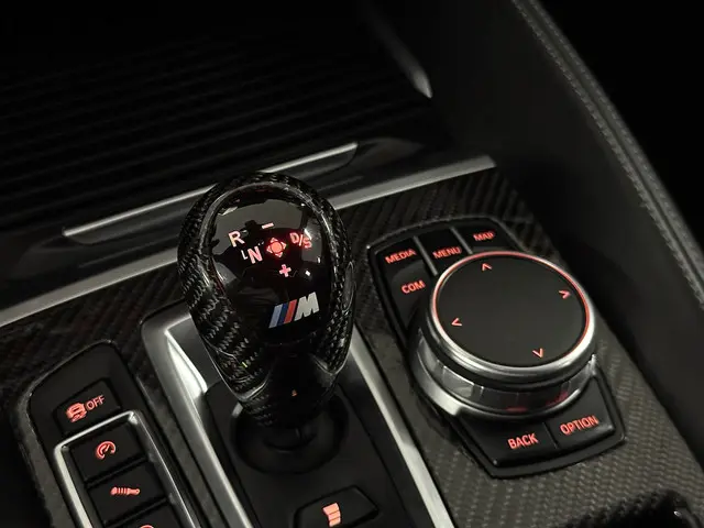 BMW X5 M 2017 Benzine 24