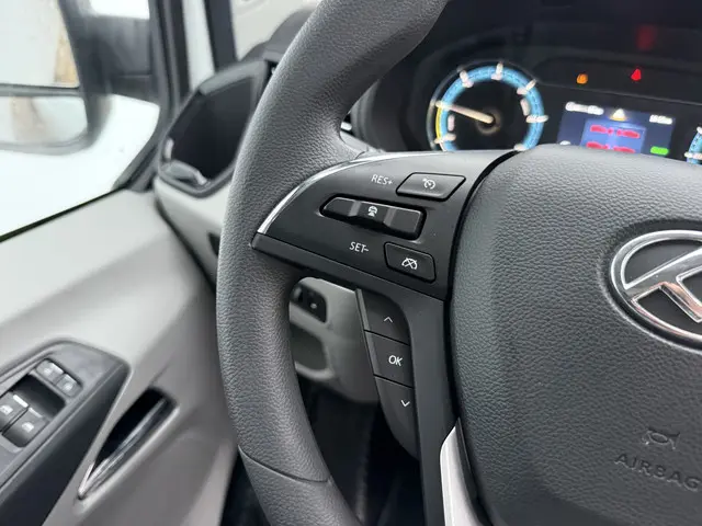 Maxus eDeliver9 65kWh 2025 Elektrisch 14