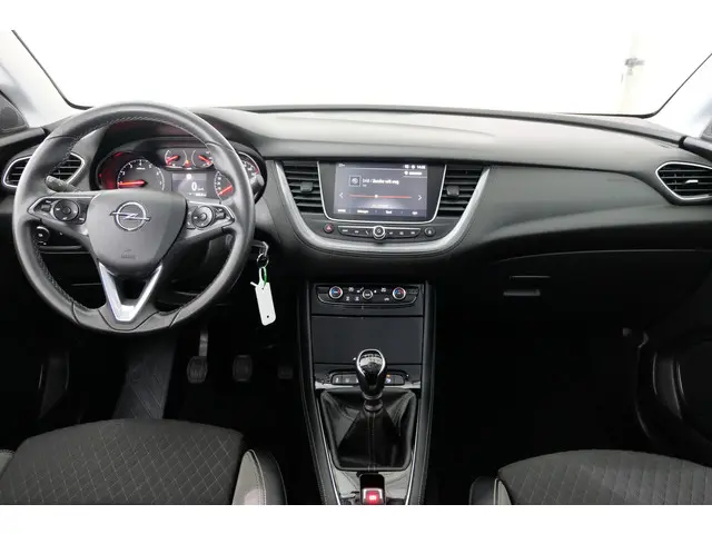 Opel Grandland X 3