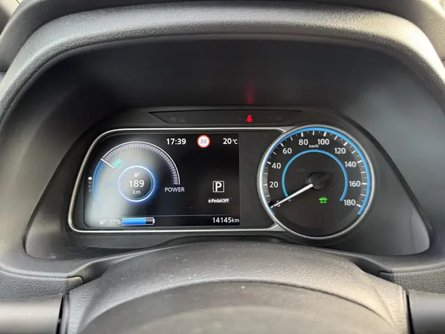 Nissan Leaf N-Connecta 40 kWh 2022 Elektrisch 28