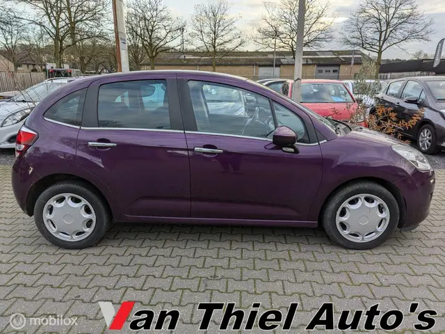Citroën C3 1.2 PureTech Feel Edition 2015 Benzine 8