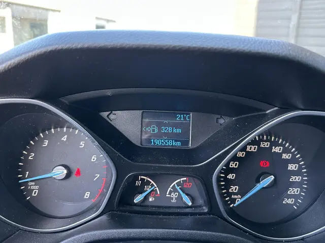 Ford Focus Wagon 1.0 EcoBoost Titanium 2013 Benzine 19