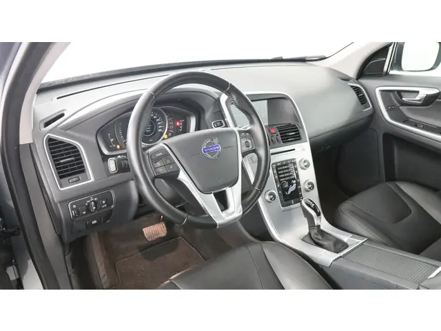 Volvo XC60 2.0 T5 FWD Nordic+ 2016 Benzine 16