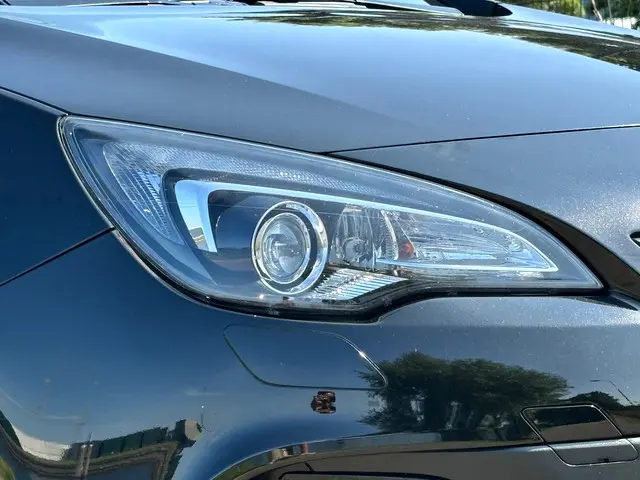 Opel Astra GTC 2.0 Turbo OPC | Recaro | 20inch 2018 Benzine 15