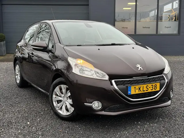Peugeot 208 1.2 VTi Envy 2013 Benzine 2