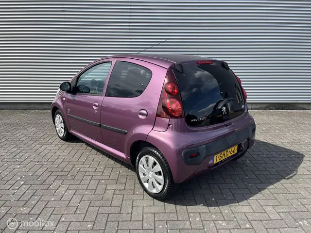 Peugeot 107 1.0 Envy | Airco | elekt. ramen | 2013 Benzine 20