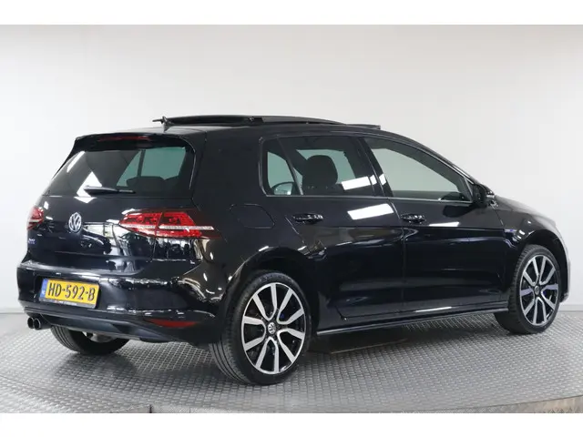 Volkswagen Golf 1.4 TSI GTE 2015 Hybride Benzine 2