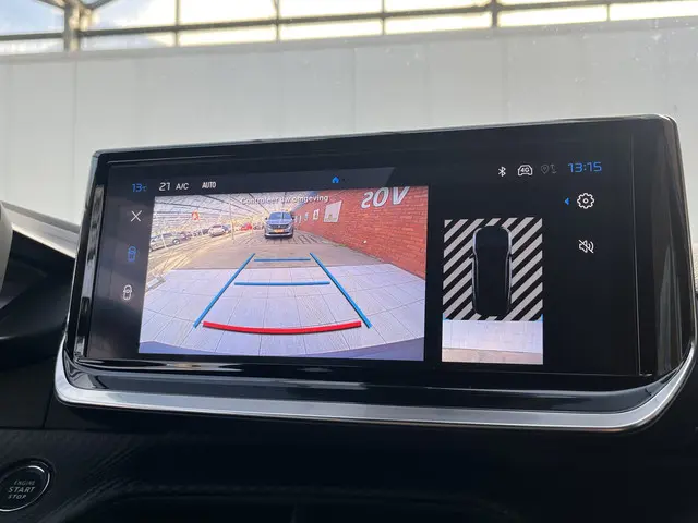 Peugeot e-2008 EV GT 54 kWh 2024 Elektrisch 16