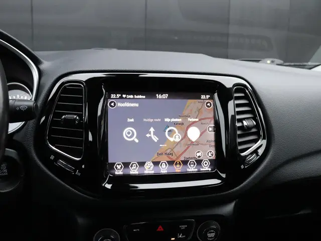 Jeep Compass 1.3T Night Eagle 2021 Benzine 10